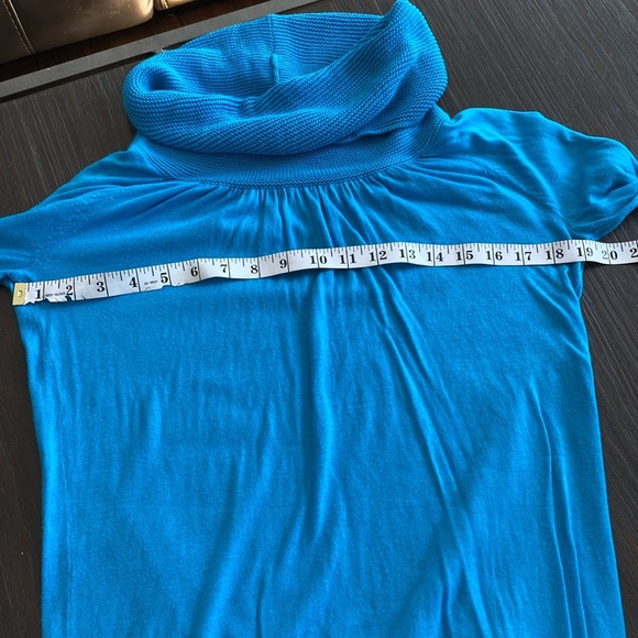The Limited ladies teal cowl neck sweater in size large. - Picture 7 of 9